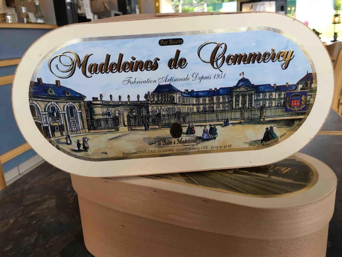 Chambre Tout Equipee Leilighet Lacroix-sur-Meuse Eksteriør bilde